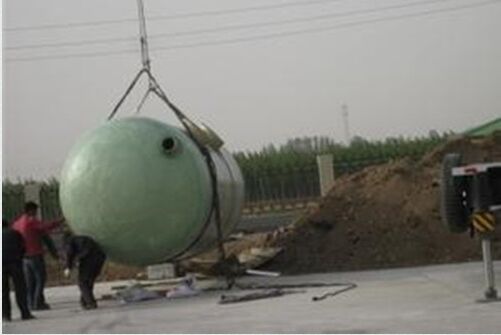 化糞池安裝現(xiàn)場(chǎng)